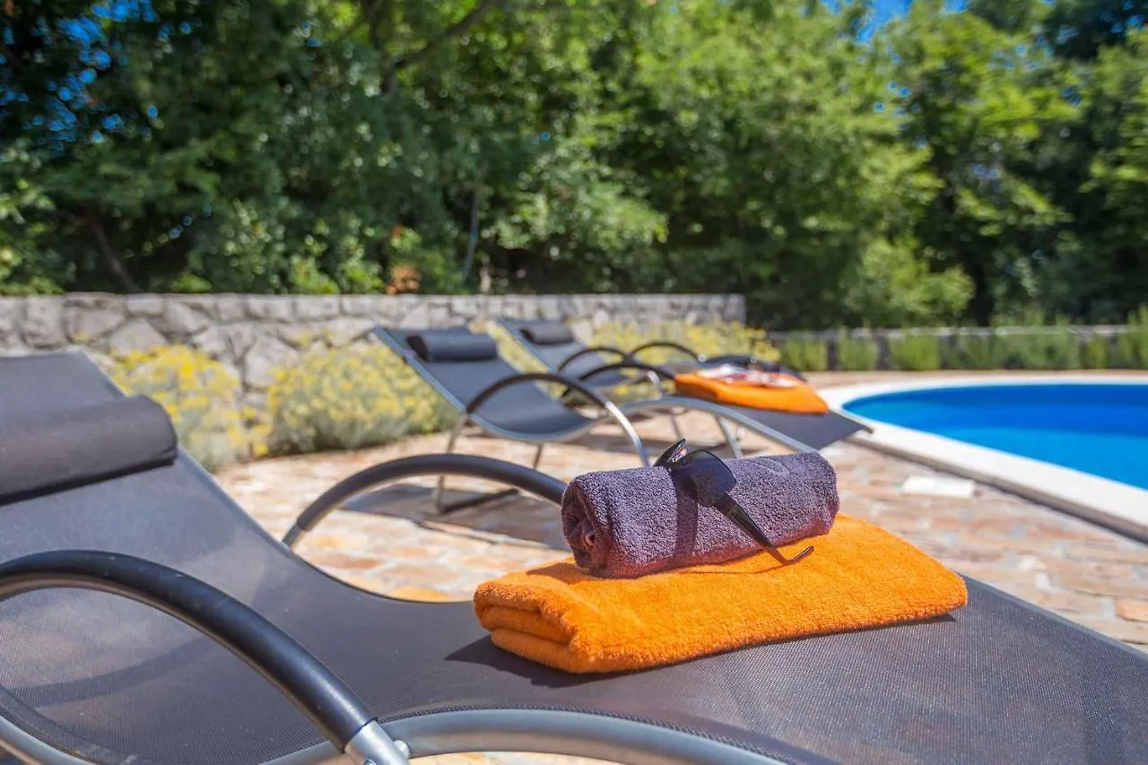 Holiday Home In Svetividdobrinjski - Insel Krk 42199 Gostinjac