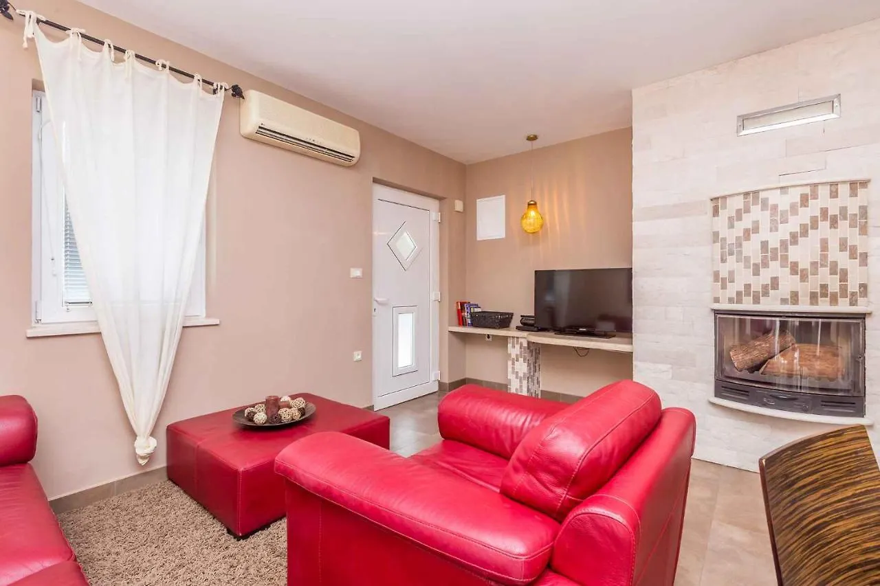 Holiday Home In Svetividdobrinjski - Insel Krk 42199 Gostinjac